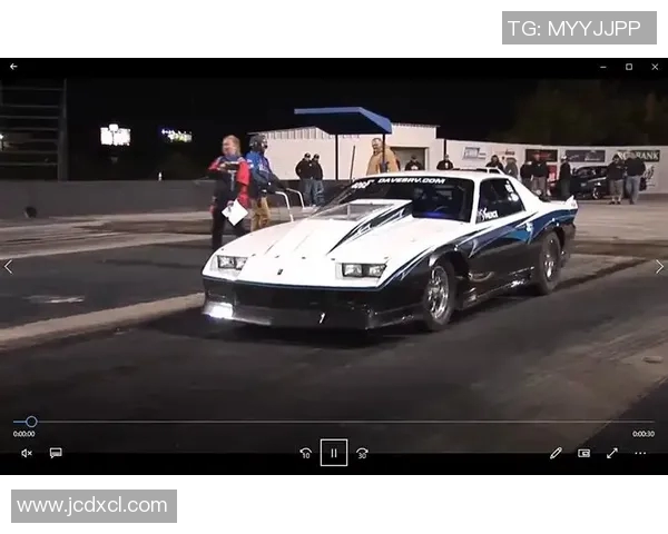 成都街舞队与南京街舞队速度对决赛后分析与精彩回顾 成都街舞队与南京街舞队速度对决赛后分析与精彩回顾